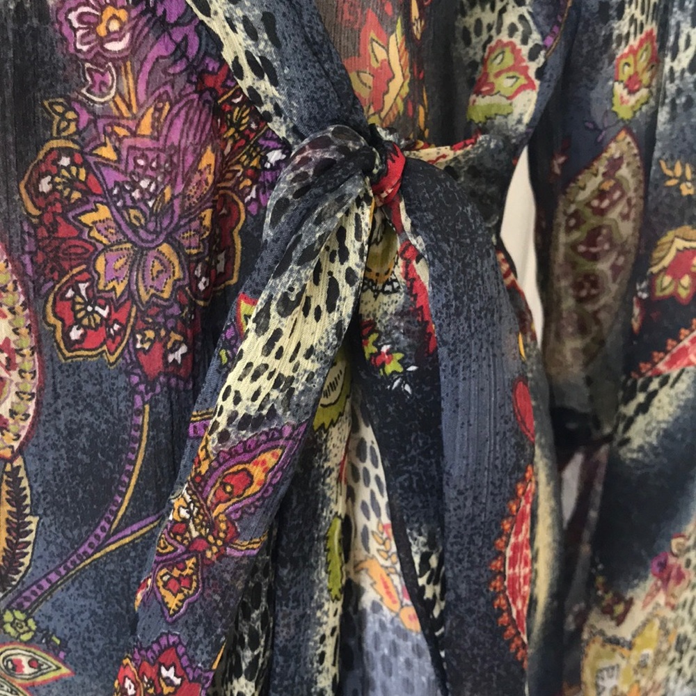 BEAUTIFUL SILK KIMONO. - Picture 5 of 6